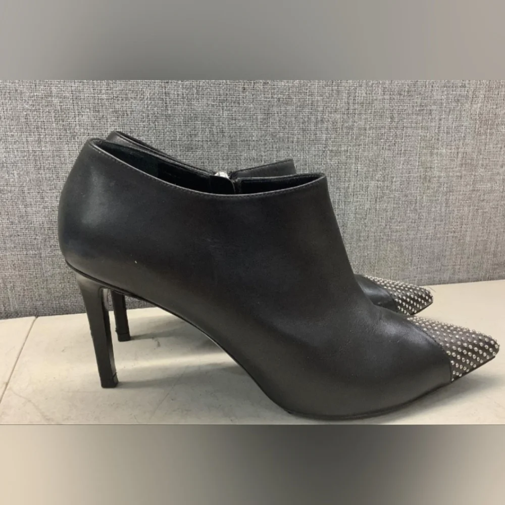 Saint Laurent Paris Palladio Black With Studs Leather Ankle Boots